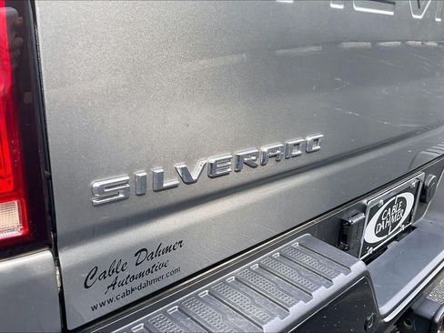 Used 2025 Chevrolet Silverado 2500 ZR2 AWD/4WD image 30