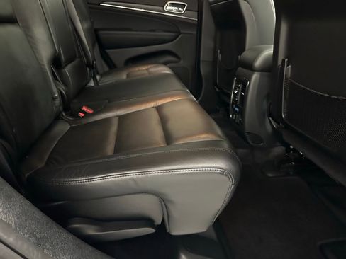 Used 2018 Jeep Grand Cherokee Limited AWD/4WD image 52