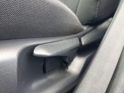 Certified 2025 Toyota Corolla LE FWD image 20