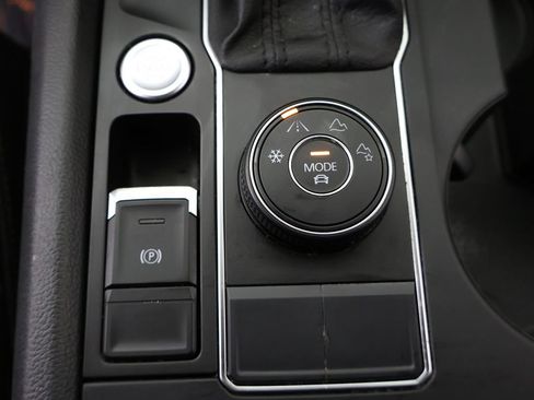 Used 2019 Volkswagen Atlas SE AWD/4WD image 54