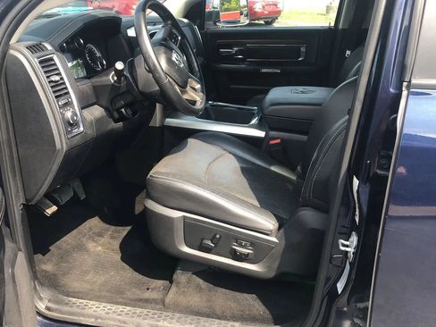Used 2016 RAM 2500 Laramie w/ Convenience Group AWD/4WD image 10