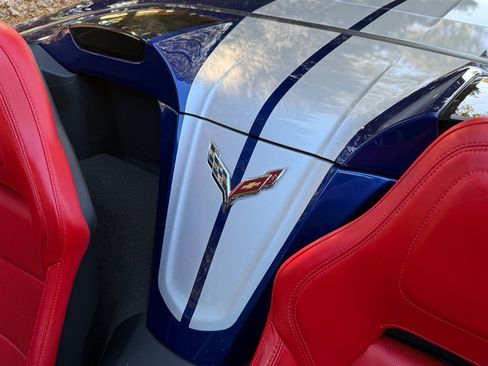 Used 2018 Chevrolet Corvette Stingray Convertible image 56