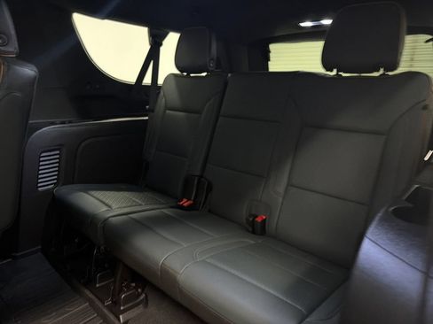 Used 2026 GMC Yukon XL AT4 w/ AT4 Premium Plus Package AWD/4WD image 14