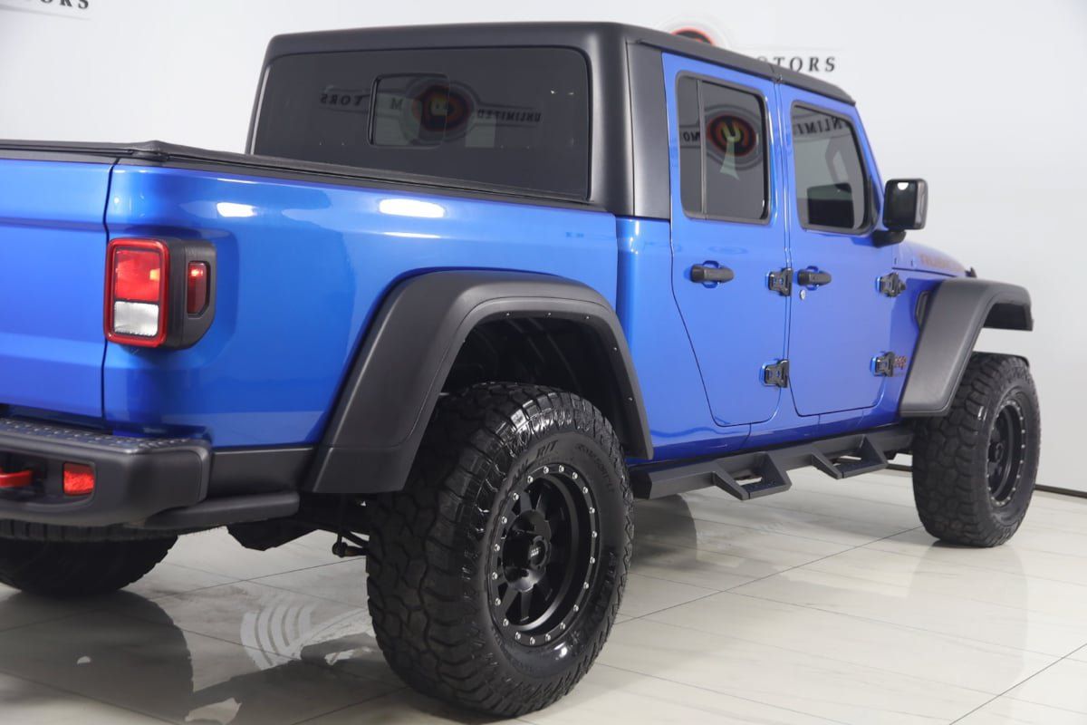 Used 2022 Jeep Gladiator Rubicon w/ Cold Weather Group AWD/4WD image 36