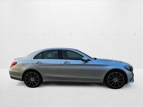 Used 2021 Mercedes-Benz C 300 Sedan image 4