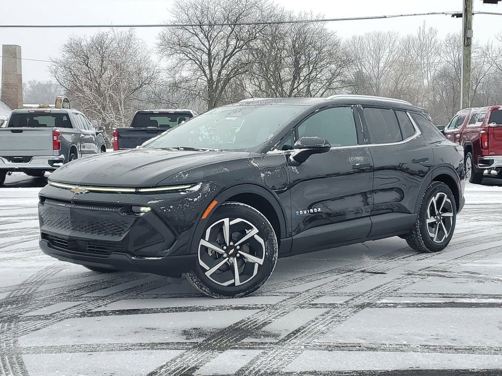 New 2026 Chevrolet Equinox EV LT FWD image 36