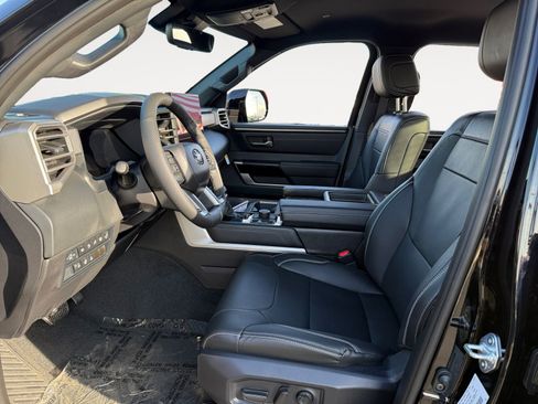 New 2026 Toyota Tundra Limited image 9