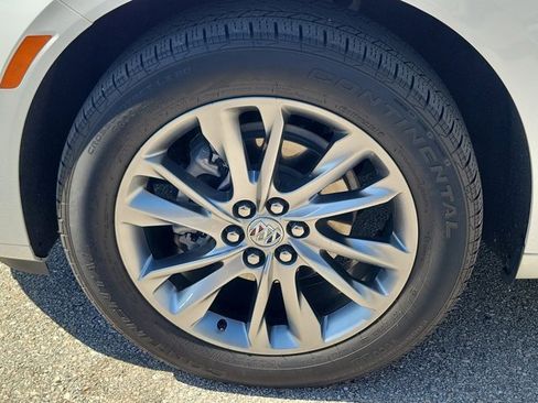 Used 2023 Buick Enclave Avenir w/ Avenir Technology Package image 10