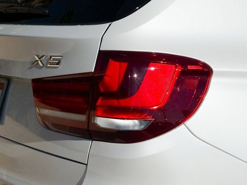 Used 2018 BMW X5 sDrive35i w/ M Sport Package image 7