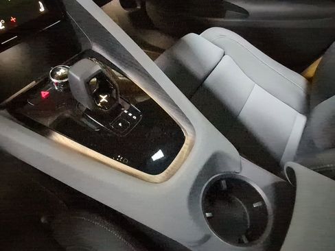 Certified 2021 Polestar Polestar 2 Long range Dual motor - AWD w/ Performance Package image 12