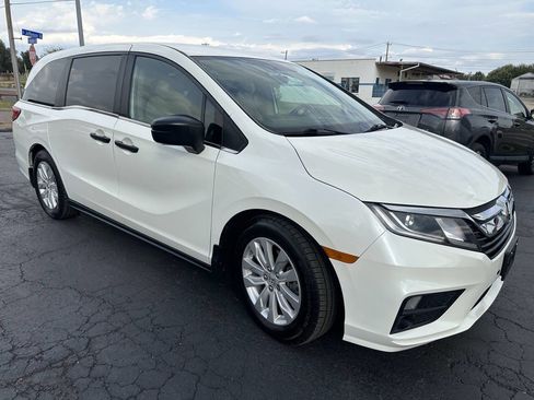 Used 2019 Honda Odyssey LX image 5