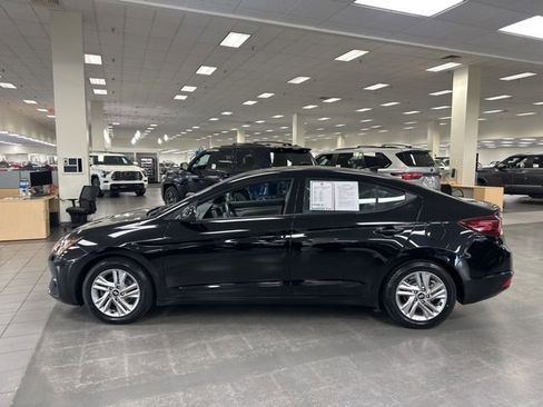 Used 2020 Hyundai Elantra Value Edition FWD image 4