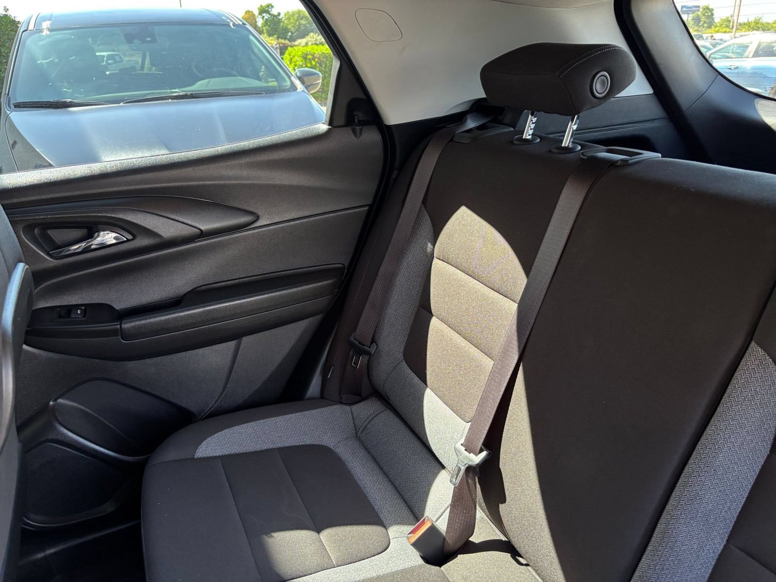 Used 2025 Chevrolet TrailBlazer LT FWD image 37