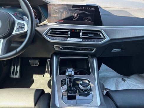 Used 2022 BMW X6 xDrive40i AWD/4WD image 12