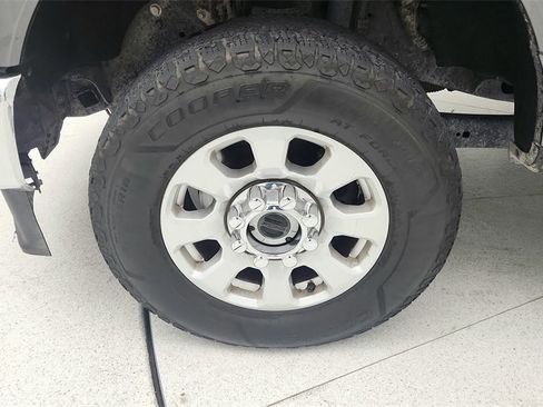 Used 2024 Ford F250 XLT image 8