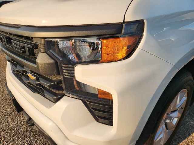 Used 2024 Chevrolet Silverado 1500 Custom RWD image 5