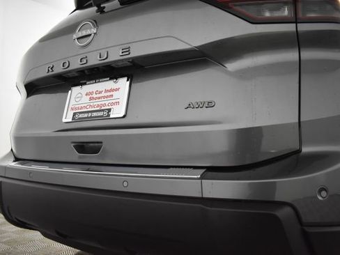 Certified 2025 Nissan Rogue SV w/ SV Premium Package image 42