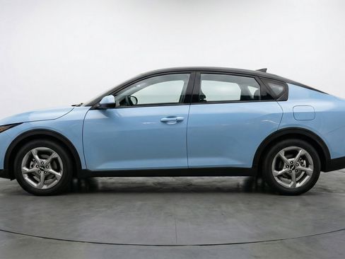 Used 2025 Kia K4 FWD image 5