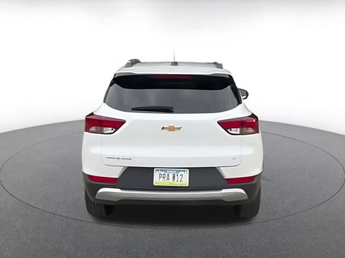 Used 2025 Chevrolet TrailBlazer LT FWD image 11