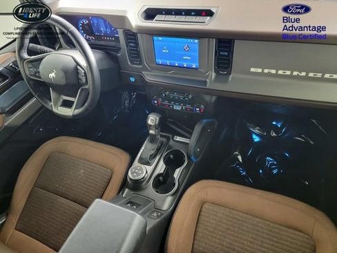 Certified 2023 Ford Bronco Outer Banks w/ Sasquatch Package AWD/4WD image 34