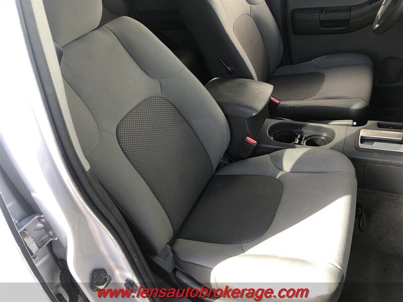 Used 2010 Nissan Xterra S AWD/4WD image 23