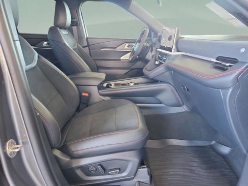 New 2026 Ford Explorer ST w/ Sun And Sound Package image 17