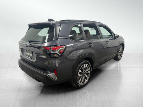 Used 2025 Subaru Forester Touring w/ Popular Package - Touring image 7