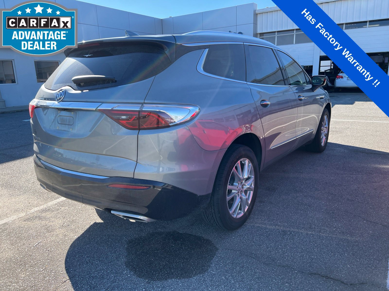 Used 2023 Buick Enclave Premium w/ Experience Buick Package FWD image 5