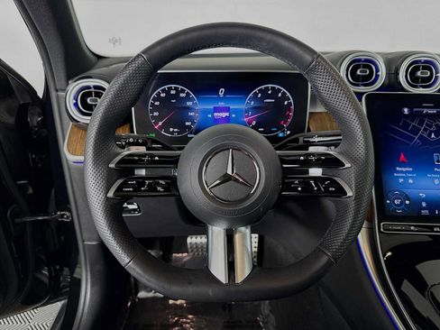 Used 2023 Mercedes-Benz GLC 300 4MATIC image 12