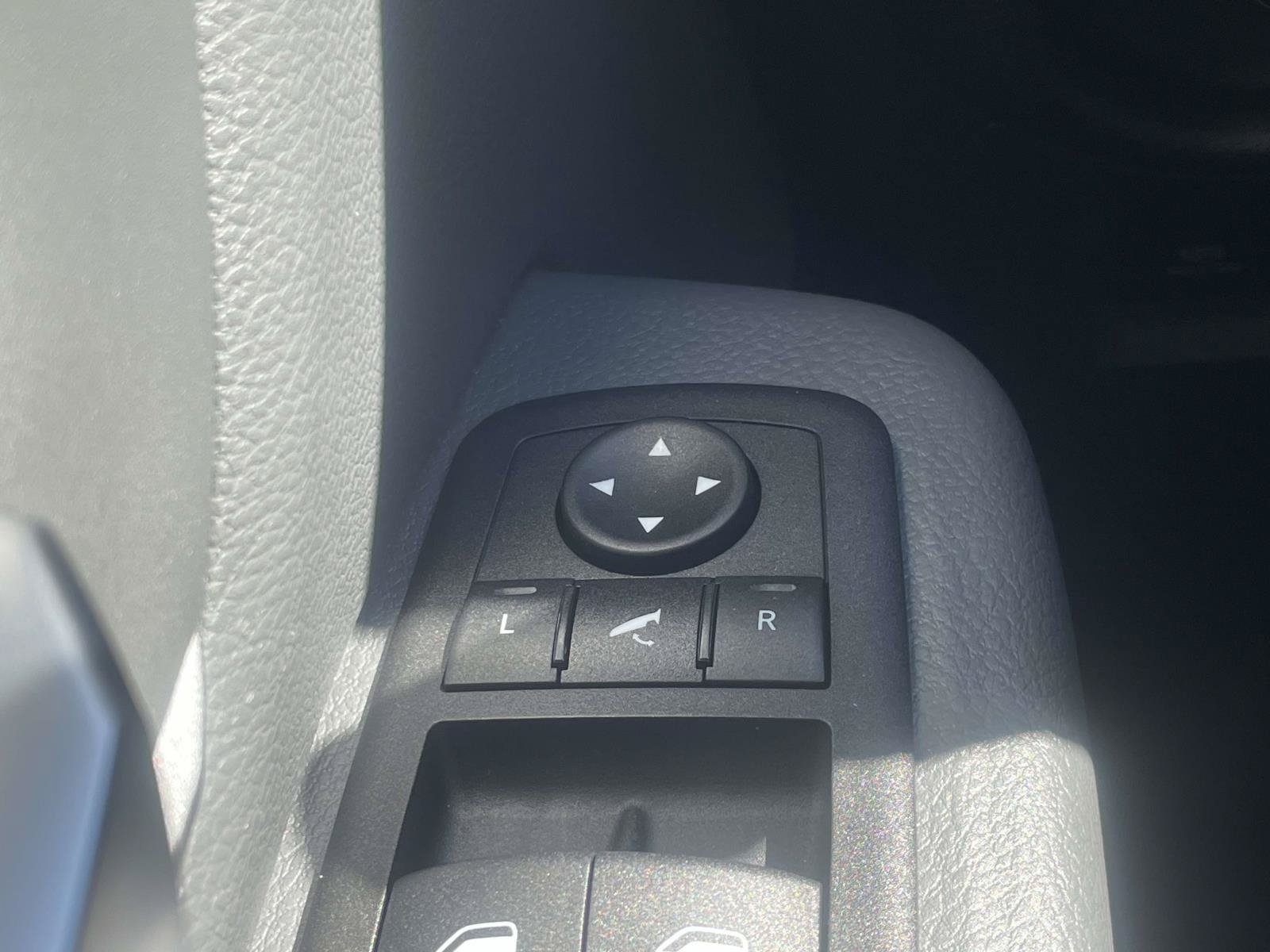 Used 2022 RAM 1500 Big Horn AWD/4WD image 8