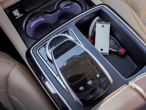 Used 2016 Mercedes-Benz GLE 300d 4MATIC image 27