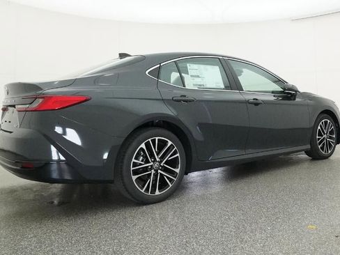 New 2026 Toyota Camry XLE image 25