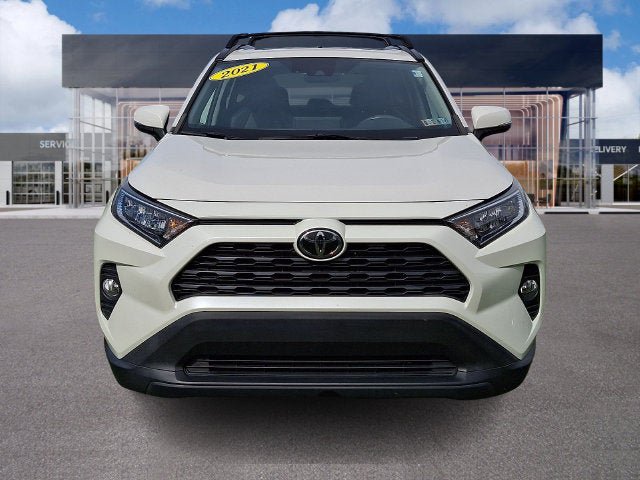 Used 2021 Toyota RAV4 XLE Premium AWD/4WD image 2