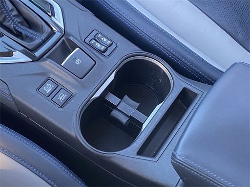 Used 2020 Subaru Crosstrek Hybrid w/ Moonroof Package w/Navigation image 17