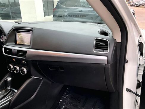 Used 2016 MAZDA CX-5 Touring image 17