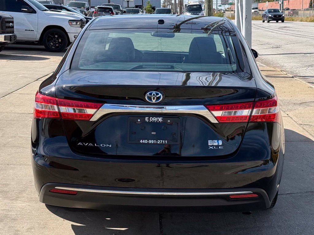 Used 2015 Toyota Avalon XLE Touring FWD image 8