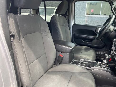 Used 2019 Jeep Wrangler Unlimited Sport S AWD/4WD image 27
