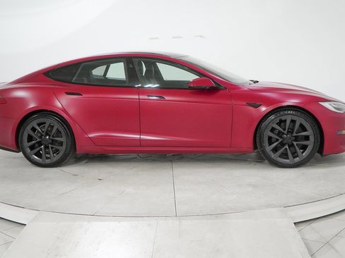 Used 2021 Tesla Model S Plaid image 14