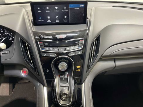 Used 2025 Acura RDX SH-AWD image 16
