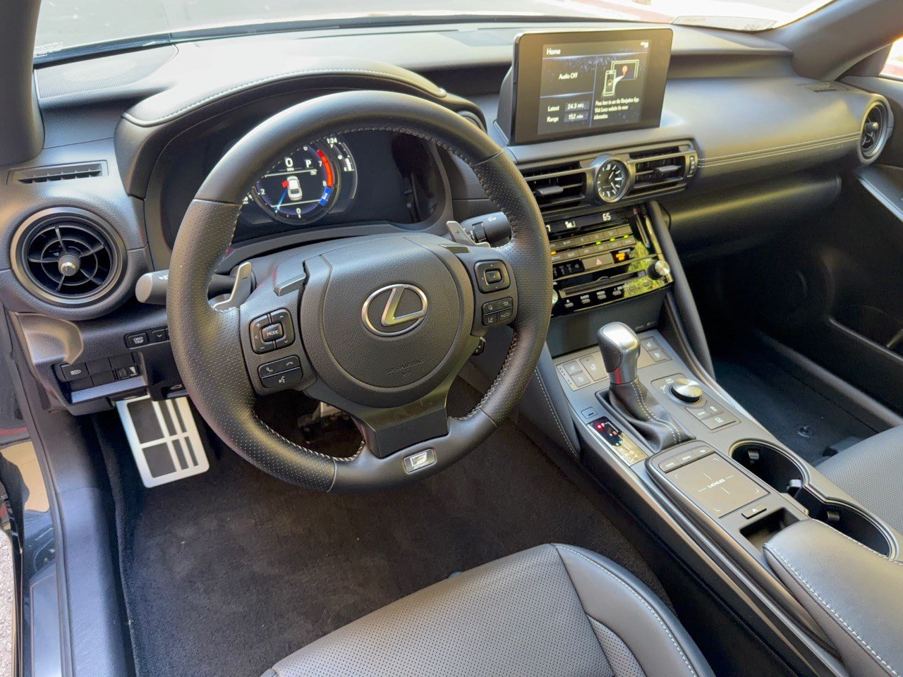 Certified 2023 Lexus IS 350 F Sport w/ Accessory Package 2 RWD image 4