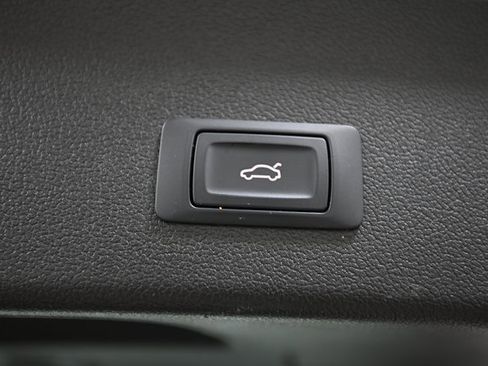 Used 2013 Audi A4 Premium Plus image 19