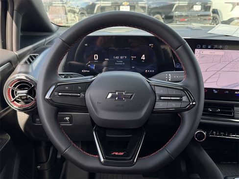 New 2026 Chevrolet Equinox EV RS image 11