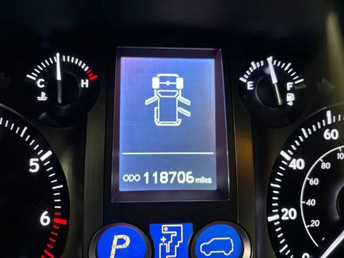 Used 2019 Lexus GX 460 Premium w/ Premium Package AWD/4WD image 30