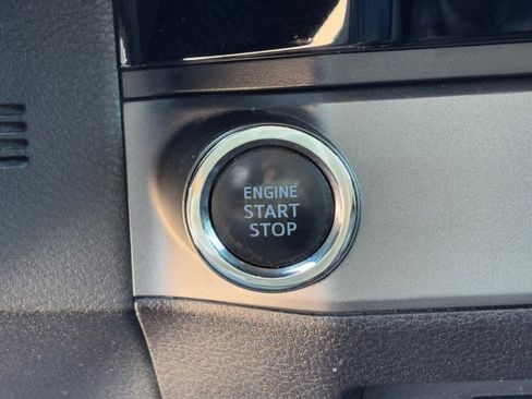 Used 2017 Toyota Tacoma TRD Sport w/ Tow Package image 25