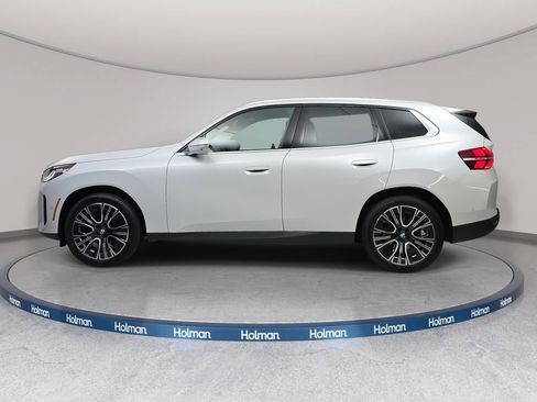 Used 2026 BMW X3 xDrive30i w/ Premium Package AWD/4WD image 2