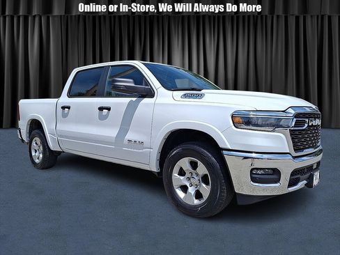 Certified 2025 RAM 1500 Big Horn AWD/4WD image 1