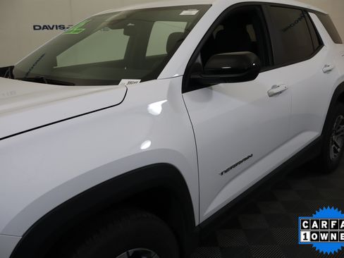 Used 2026 GMC Terrain Elevation AWD/4WD image 13