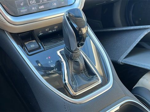 Used 2021 Subaru Outback Limited XT w/ Popular Package #2 image 19