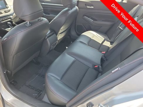 Used 2023 Nissan Altima 2.5 SR FWD image 22