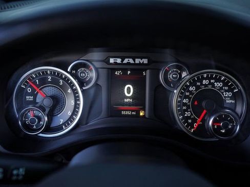 Used 2023 RAM 1500 Lone Star image 12